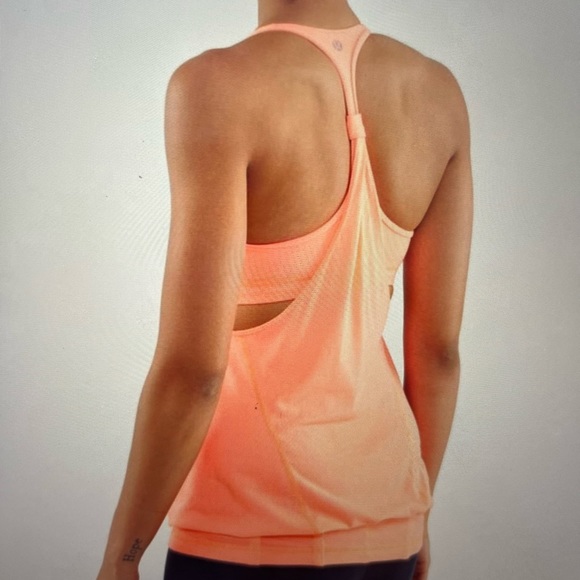 NWT’s Lululemon Practice Freely tank. Size 4 - Picture 3 of 9